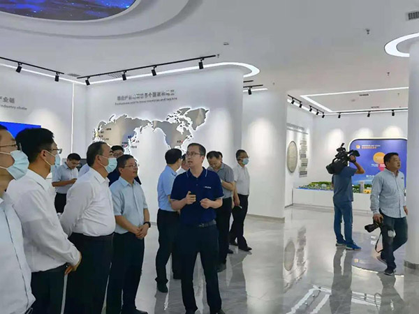 阜阳市委领导一行莅临攀业氢能